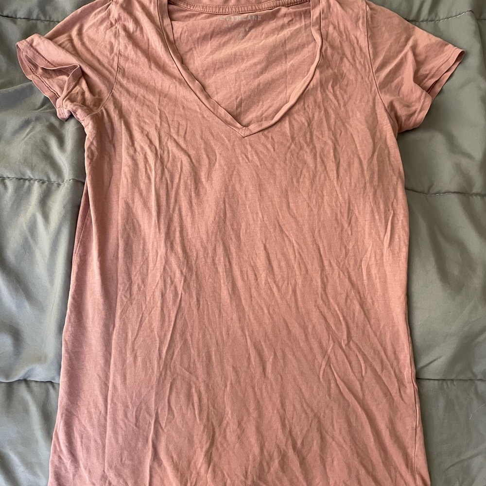 Everlane Pink V-neck T-shirt